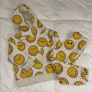 Smiley world x GAP 3 yr old unisex Face Hoodie and Pants Set
